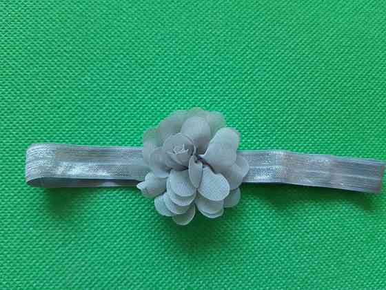 Повязка для девочки серая - размер цветка 5,5см, размер универсальный (на резинке) Киев