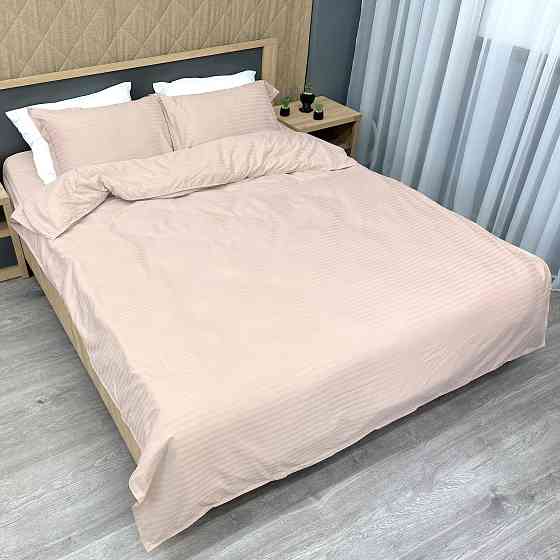 Комплект постельного белья Страйп-сатин Семейный с простыней на резинке 180х200х25, 2 пододеяльника 150х200, 2 наволочки 70х70 Пудровый (88-226) Киев