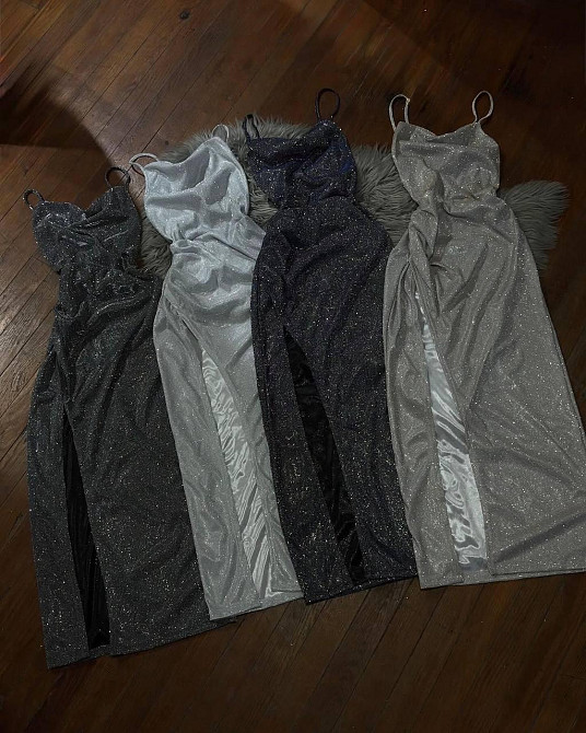 Жіноче святкове блискуче плаття з розрізом на ніжці люрекс Сірий, 42/44 Одеса - фото 1