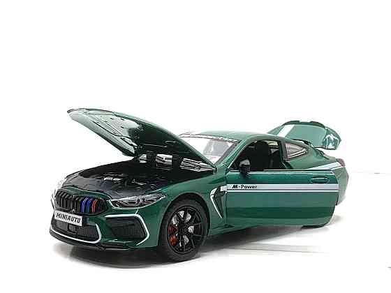 Машина Автосвіт BMW M8 інерційна відчиняються двері капот багажник 20 см Зелена (AP-2056) Чернигов