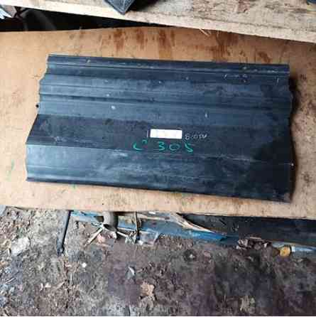 68161378AA Дефлектор радиатора нижний на Jeep Cherokee Коломыя