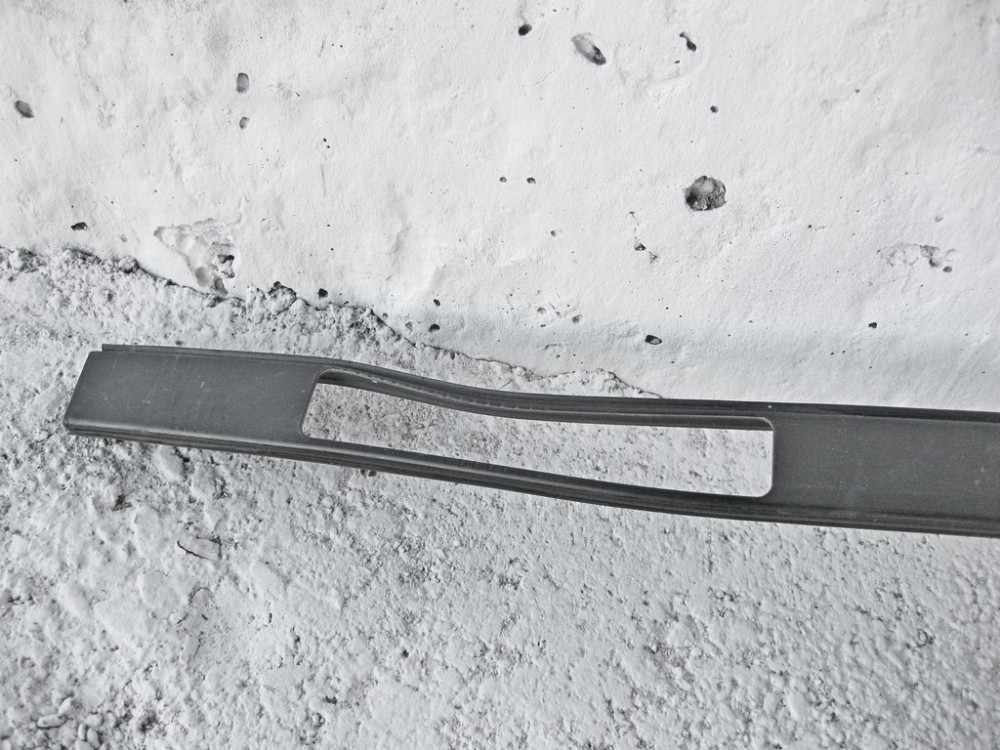 Mercedes-Benz  A1646903080 Молдинг даху правий з викрутками під даховий рейлінг ML W164 Одесса - изображение 4