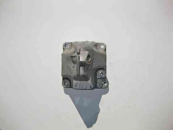 Mercedes-Benz  A2722230704 Кронштейн опори двигуна лівий M272 V6 3.5л S-Class W221 Одесса