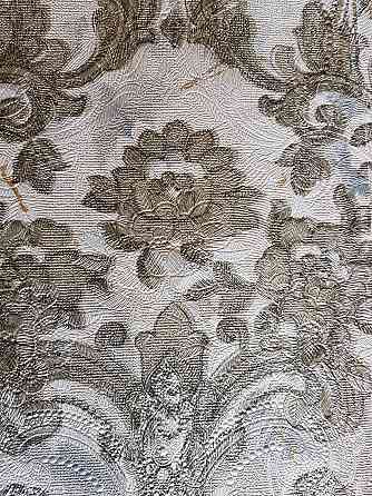 Шпалери метрові вінілові на флізеліні Grandeco Poeme вензель структурні бронзові на сірому Київ