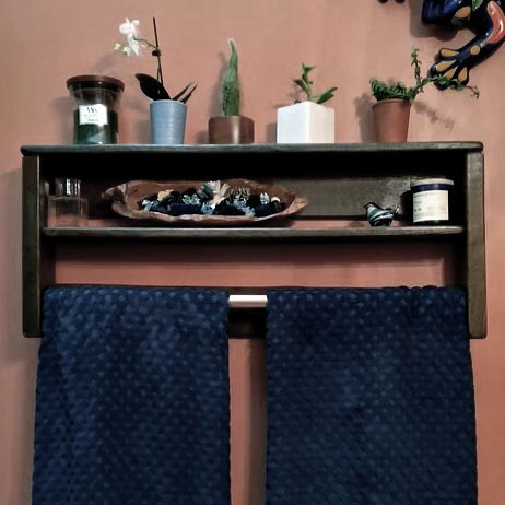 Полка для ванной 