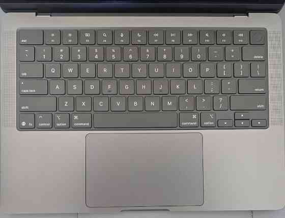 MacBook Pro 14