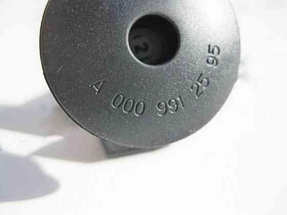 Mercedes-Benz  A0009912595 Нова кліпса кріплення радіатора E-Class W211 W212 W213 C-Class W204 W205 CLS C218 CL C216 Одесса