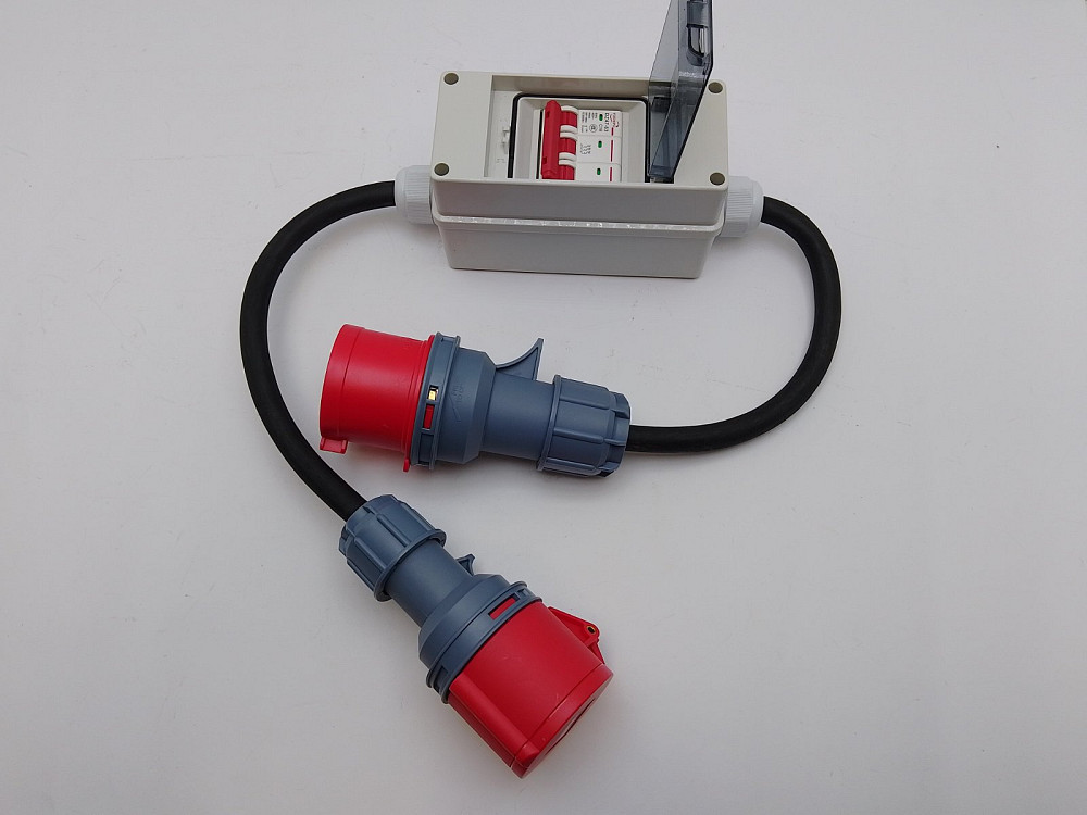 Перехідник 3-фазовий 32А-16А з автоматичним вимикачем Луцк - изображение 1