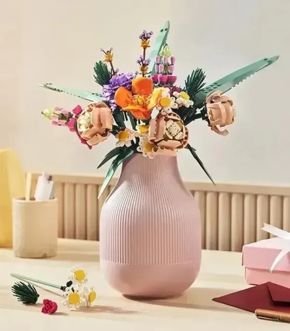 Конструктор Botanicals Expert Букет, 756 деталей, у стилі Lego-лого Київ - фото 3