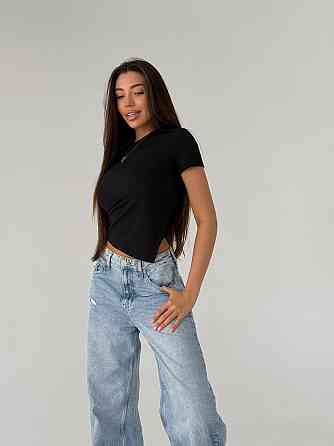 Женская базовая футболка с акцентным низом в виде треугольника креп-дайвинг Черный, 42/44 Одесса