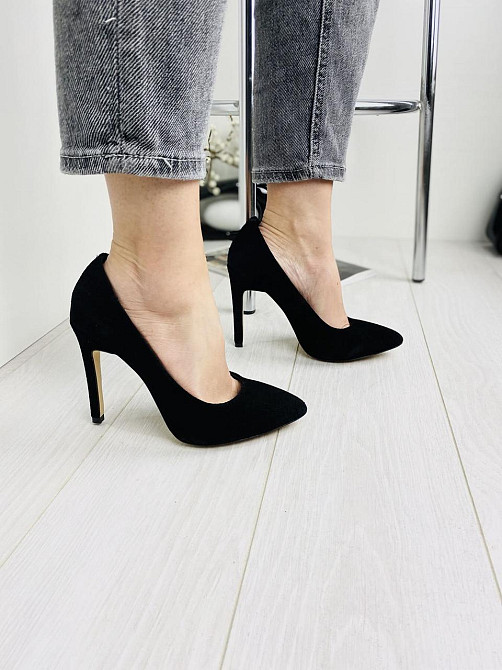 Nivelle Туфлі жіночі NIVELLE чорні натуральна замша 37р. каблук 11см (1740/10502-10512) Коломия - фото 4