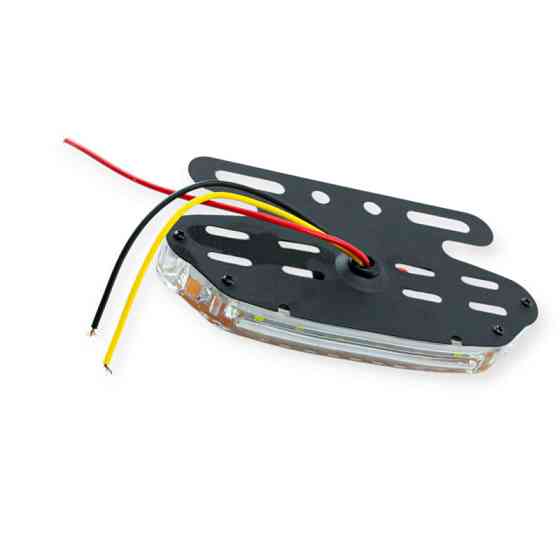 Фонарь овальный оранжевый, белый 136х105х23мм (24V) маркерный Мукачево