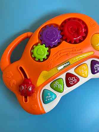Детская музыкальная игрушка 