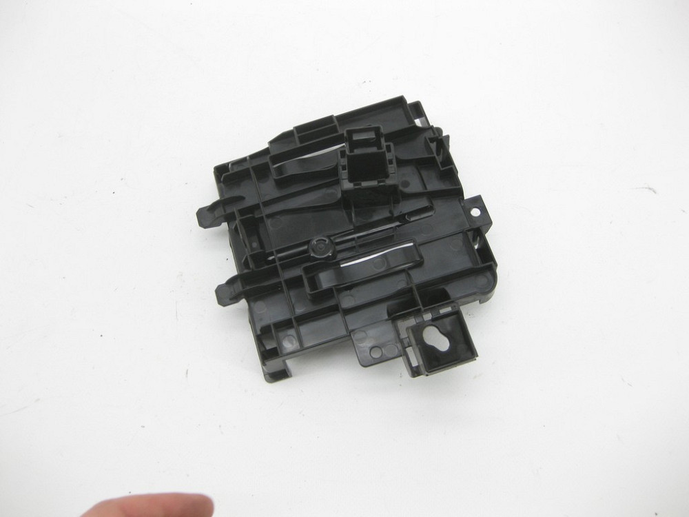 VAG  4M0907239A Кронштеїн блоку керування аварійного виклику Одеса - фото 4