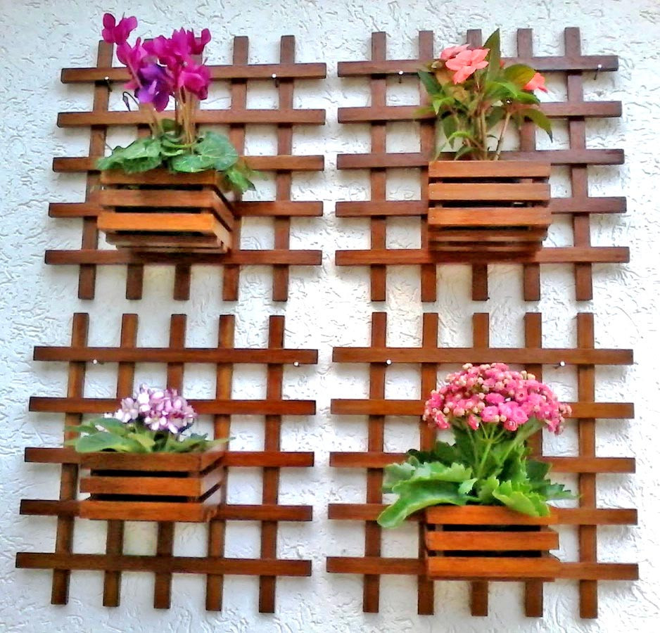 Полка настенная для цветов 