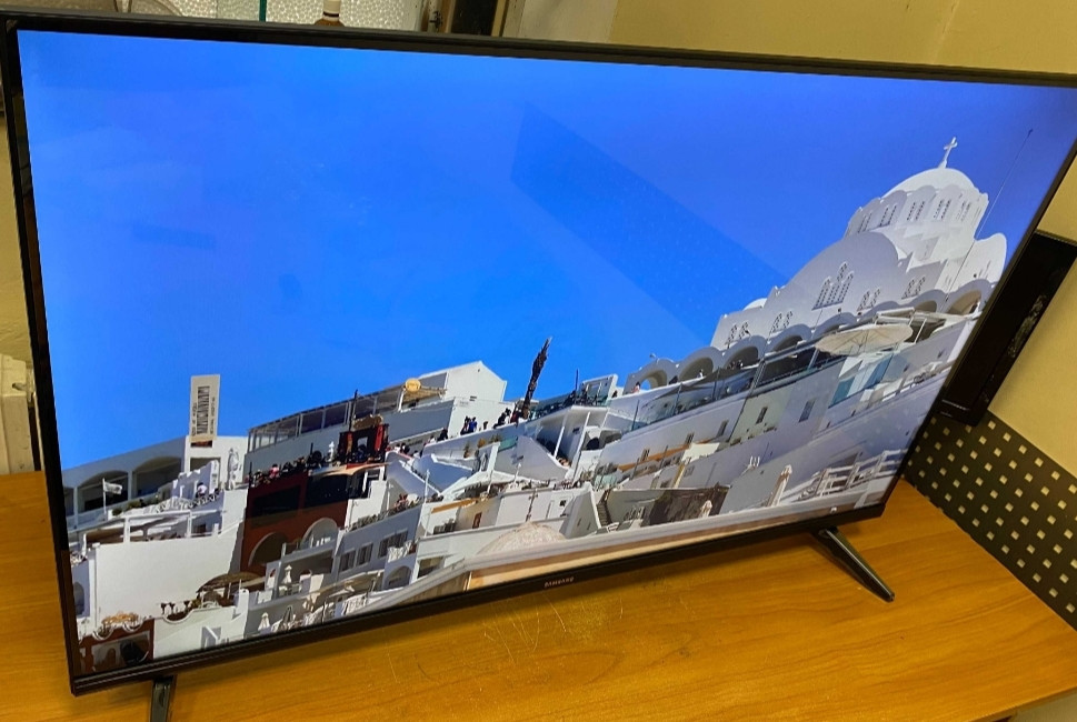 Потужний 4К Телевізор Samsung Smart TV 39" екран lPS T2, WiFi Харків - фото 3