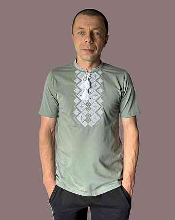 Мужская футболка вышиванка оливковая с большой белой вышивкой M Киев