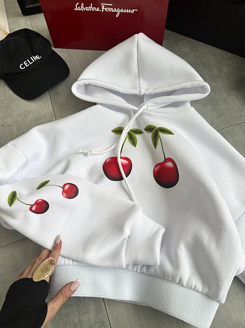 Жіноча тепла оверсайз худі з вишеньками тринитка на флісі Одеса - фото 4