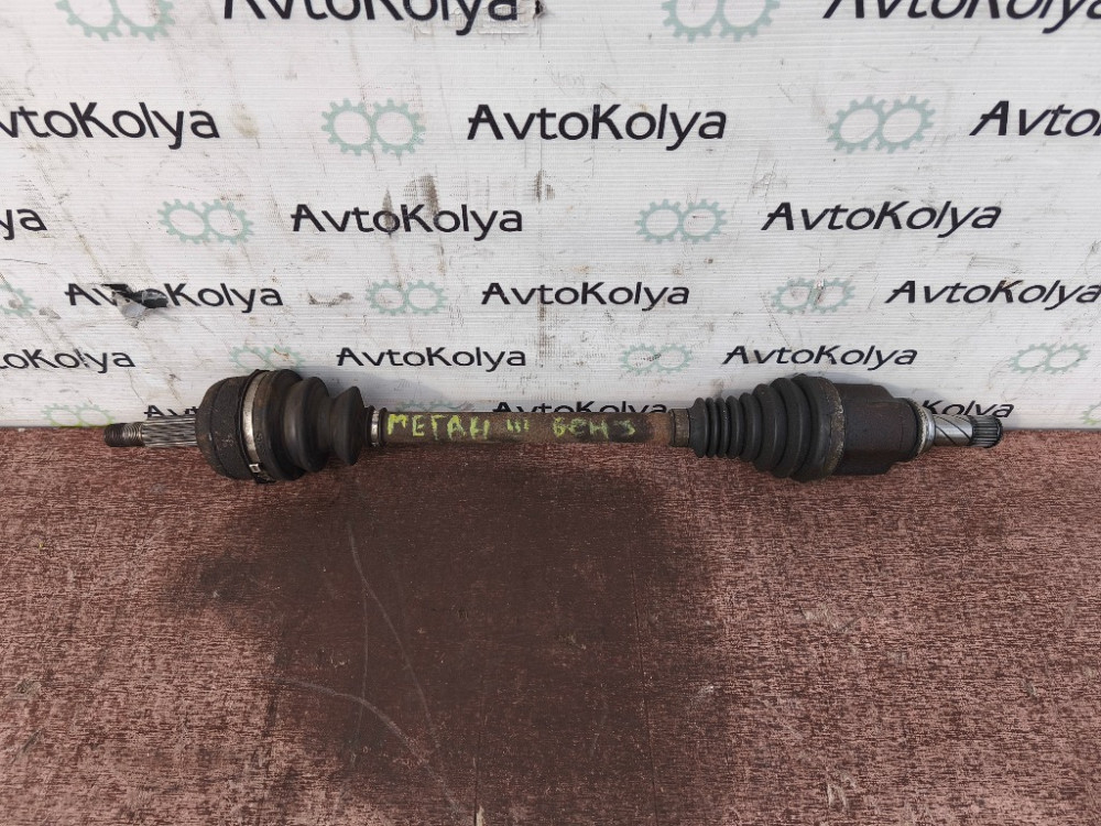 Піввісь ліва Renault Megane III 1.6 бензин 2008-2015 Ковель - фото 1