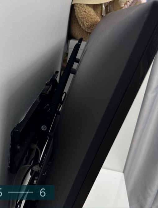 Телевизор: Smart 43