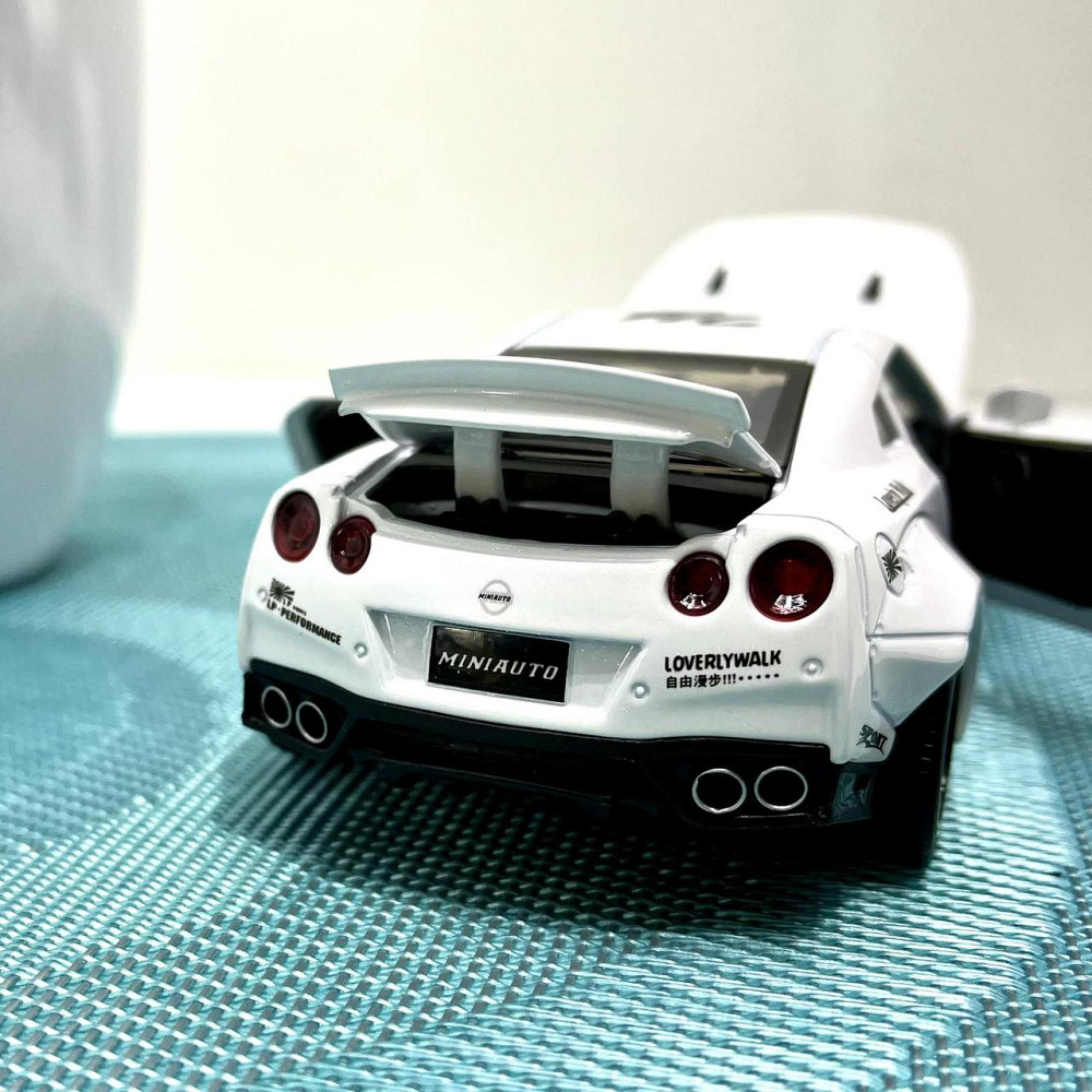 Машинка TK Union Nissan GTR Auto Expert металева, світло, звук, інерційна Біла (38071) Чернігів - фото 5