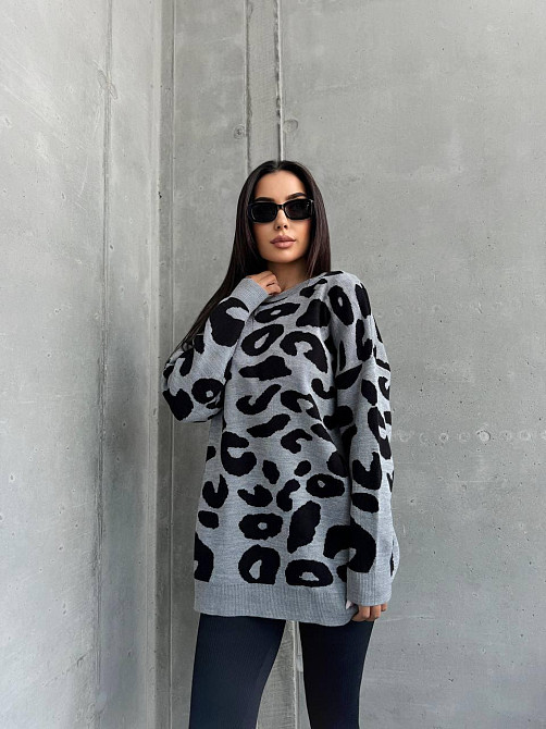 Жіночий принтований затишний оверсайз светр в'язка Одеса - фото 3