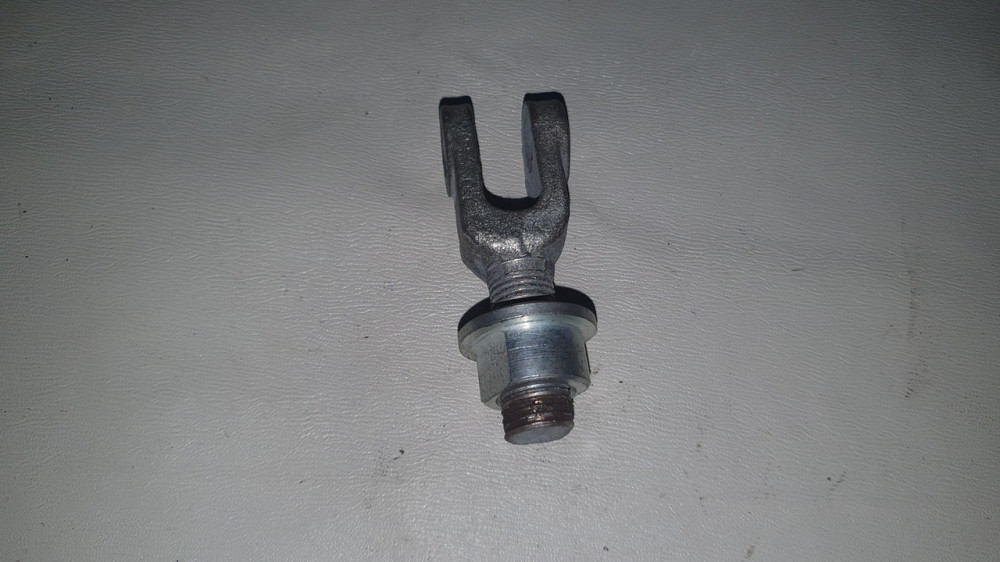 Вилка важеля відтяжного диска натискного КамАЗ. Пр-во КамАЗ. 14.1601108. Харків - фото 1