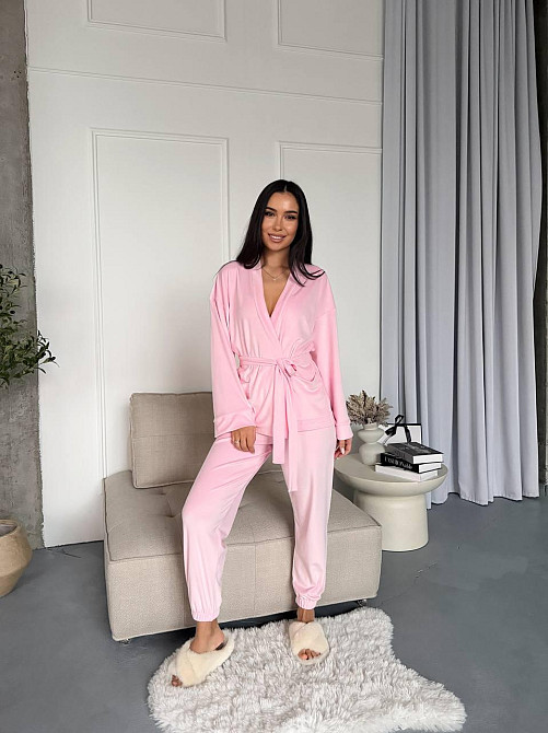 Женский стильный домашний велюровый комплект тройка Одесса - изображение 1