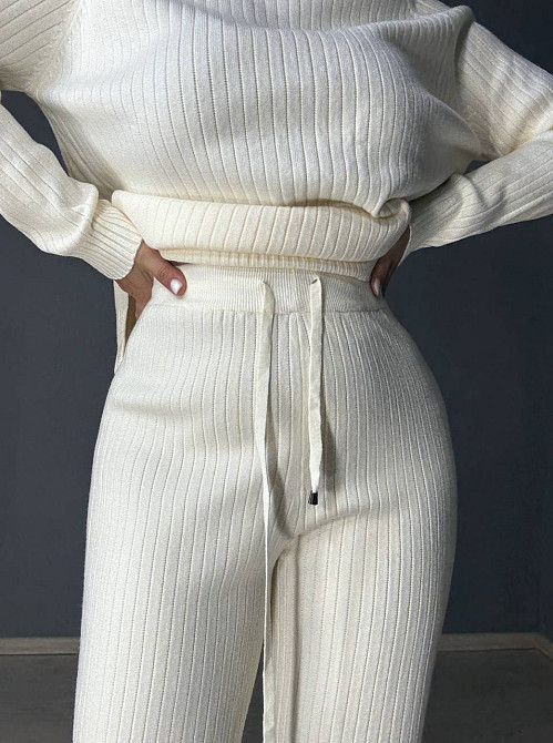 Костюм женский Accorddream 8703-28108 свитер с брюками в рубчик вязаный оверсайз, молочний, one size Киев - изображение 12