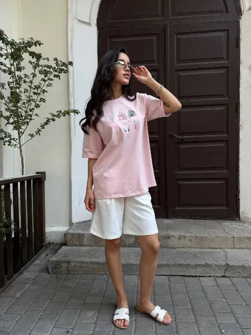 Базова оверсайз футболка з трендовими принтами Одеса - фото 11