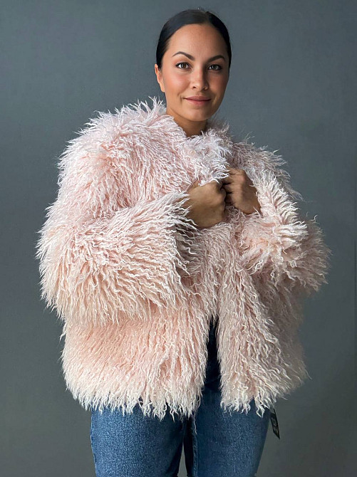 Шуба жіноча Lady Yep 10051 штучне хутро під ламу коротка рожева, рожевий, L Київ - фото 14