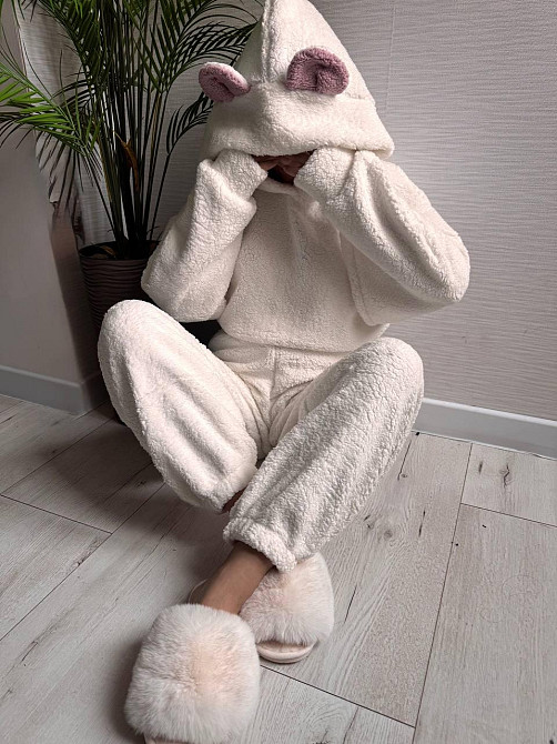 Жіноча стильна домашня плюшева піжама з вушками хутро тедді Одеса - фото 10