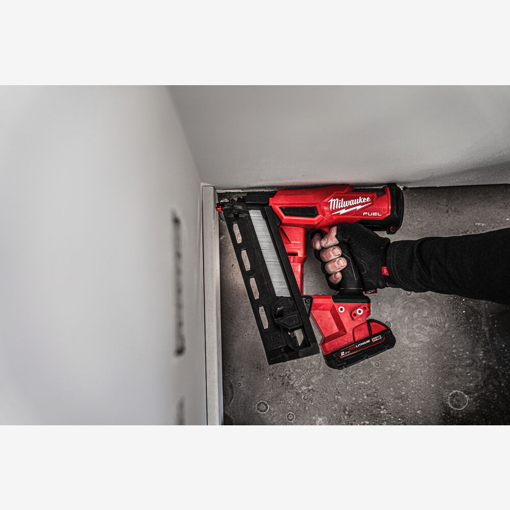 Цвяхозабивний пістолет акумуляторний MILWAUKEE, M18 FN16GA-202X, 32/64мм Одеса - фото 7