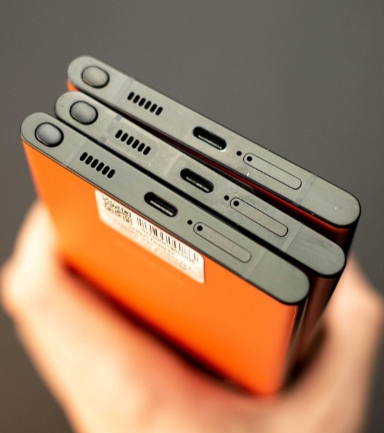 Смартфон Samsung Galaxy S22 Ultra 5G 12/256Gb Burgundy /Red /Black Київ - фото 7