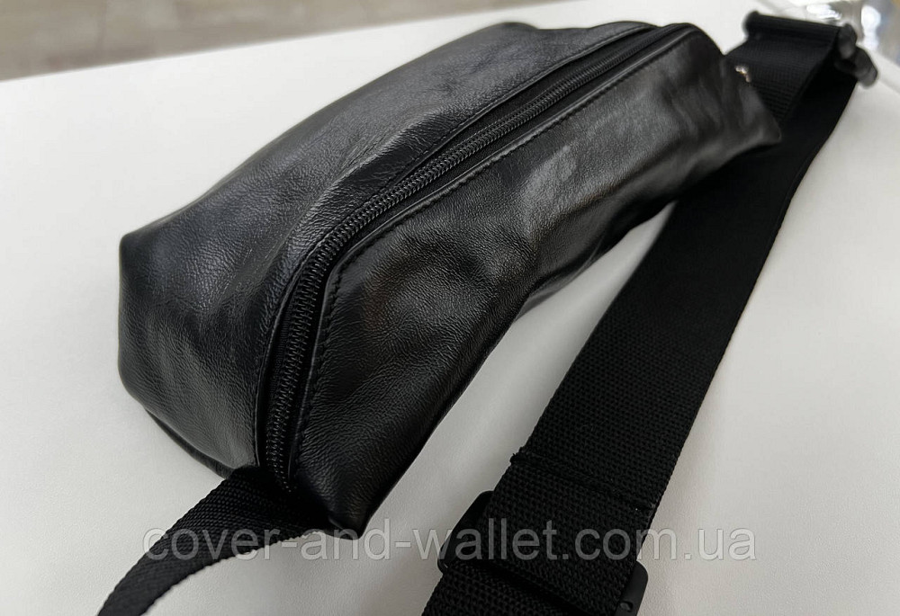 Недорогая сумка бананка из натуральной кожи в черном цвете PS Leather Киев - изображение 5