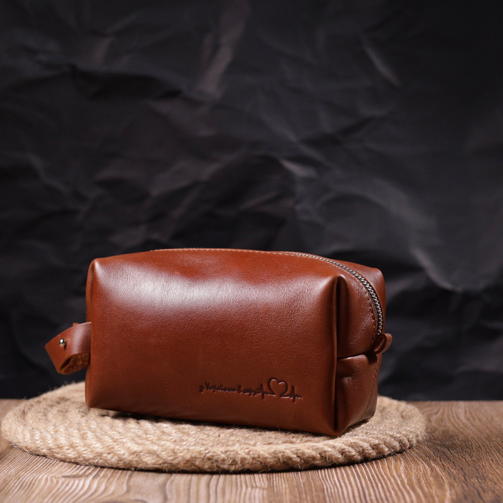 Чоловіча косметичка середнього розміру із гладкої шкіри на блискавці Серце GRANDE PELLE 16765 Світло-коричнева Київ - фото 8