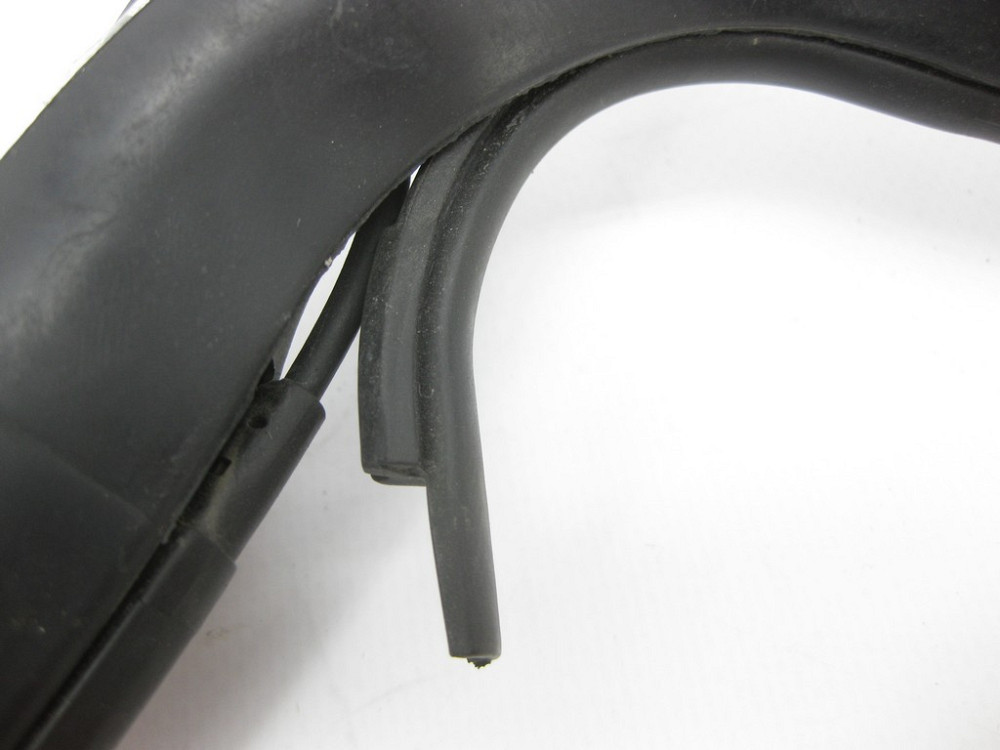 Mercedes-Benz  A1646701339 Ущільнювач лівої кватирки заднього крила GL X164 Одеса - фото 11