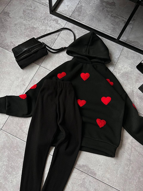 Жіночий теплий прогулянковий костюм-двійка з сердечками тринитка на флісі + ангора рубчик Чорний, 42/44 Одеса - фото 7