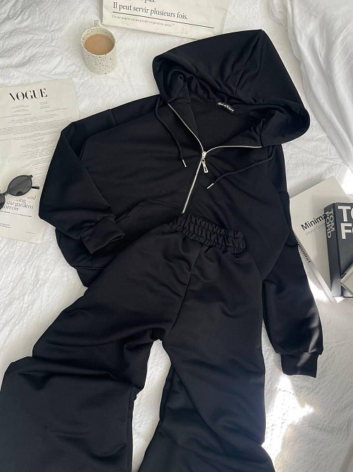 Женский прогулочный оверсайз костюм: кофта на молнии и штаны турецкая трехнить петля Черный Одесса - изображение 5