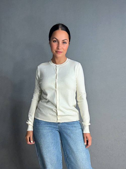 Кардиган женский A-N 82896-82897 однотонный на пуговицах универсальный, белый, one size Киев - изображение 9