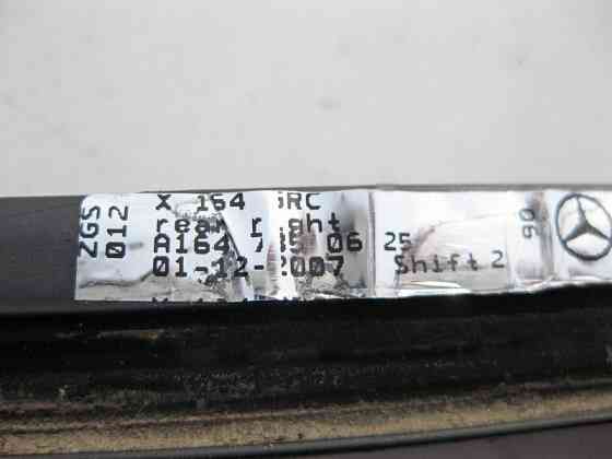 Mercedes-Benz  A1647350625 Гумове напрямне скло задніх правих дверей ML W164 GL X164 Одесса