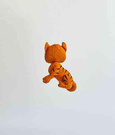 М’яка фетрова іграшка тигр ручної роботи – безпечна розвиваюча іграшка Київ