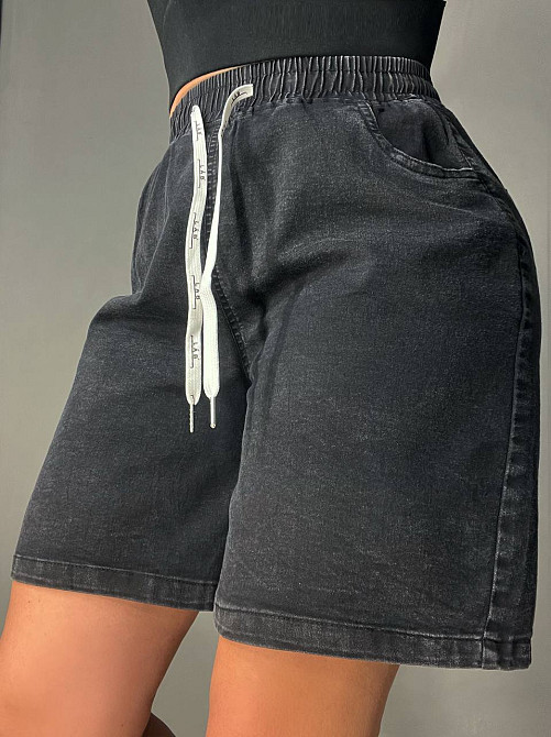 Шорти жіночі джинсові Yingguoxiang 9062-1 мом з резинкою на талії та підворотом чорні, чорний, 28, 28, 80 см, 105 см Київ - фото 15