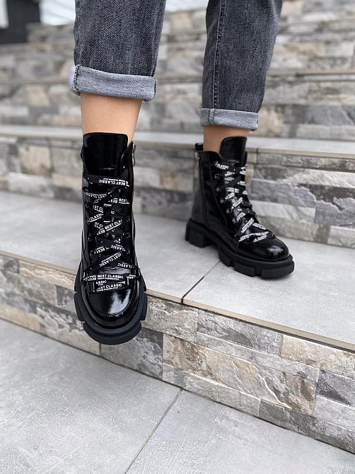 SOTHBY'S Жіночі черевики чорні з натуральної лакованої шкіри демісезонні р. 37, 39, 40 (4196) / Коломыя - изображение 3