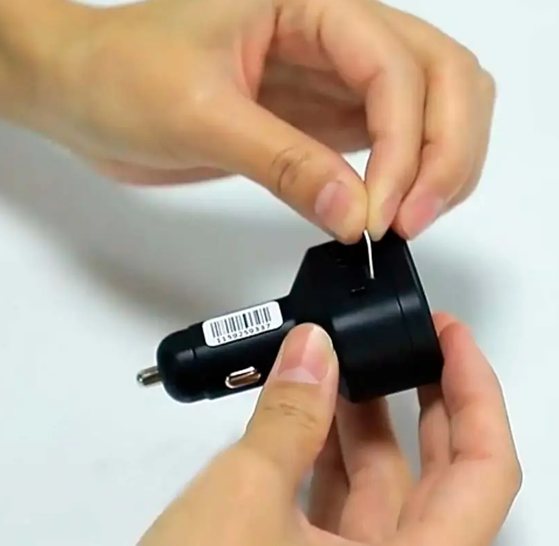 Автомобильный GPS-трекер SinoTrack ST909 с микрофоном в прикуриватель Киев - изображение 7