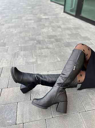 Чоботи жіночі TWO STEPS чорні натуральна шкіра зима высота 42см обхват голени 36-38см каблук 8с Коломия