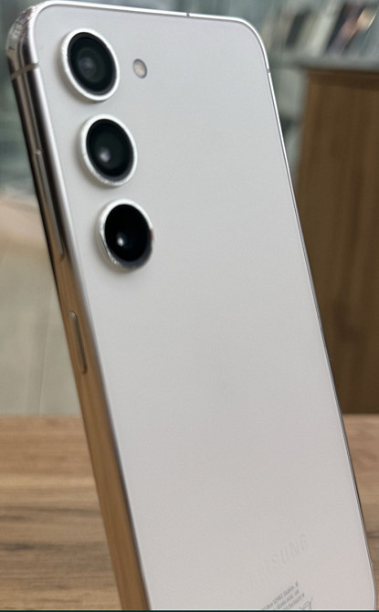 Смартфон Samsung s23 128Gb. Cream. Киев - изображение 1