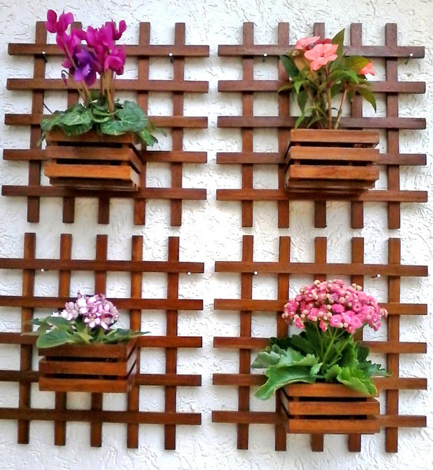 Полка настенная для цветов 