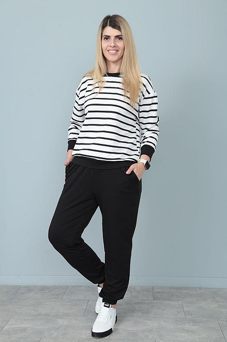 Демісезонний костюм в смужку "Delight" оптом | Батал Чорний, 50-52 Київ - фото 1