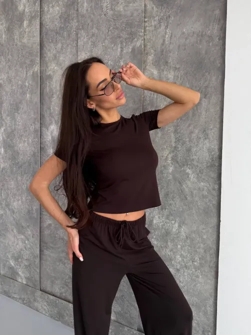 Женский костюм из вискозы с индейкой — базовый комплект футболка + брюки Одесса - изображение 17